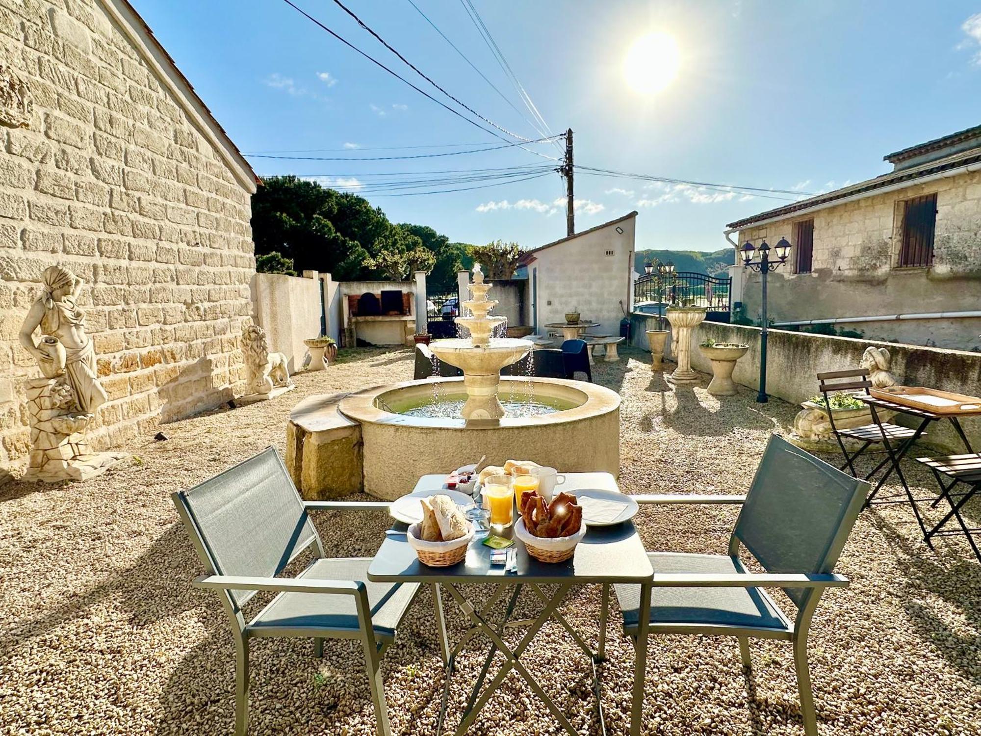 Les Appartements Du Mas - Emeraude Aigues-Mortes Exterior foto